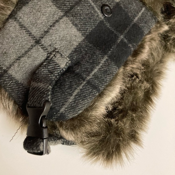 New Apt9 wool blend trapper hat - Picture 4 of 4